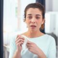 Alergia pokarmowa objawy na twarzy – jak je rozpoznać?