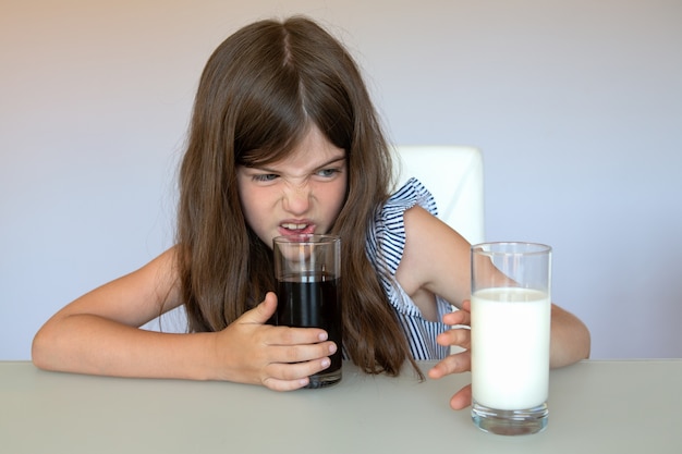 Kiedy odstawic dziecko od mleka modyfikowanego i na co zwrócić uwagę?